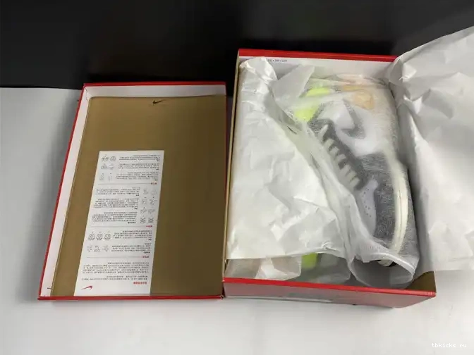 Cheap TB RETRO GOLD' HIGH AIR OG 'VOLT 555088-118 1 JORDAN 0412